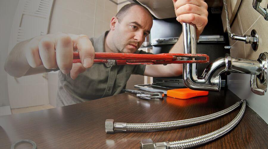 Expert burst pipe repair services in Filer City, MI